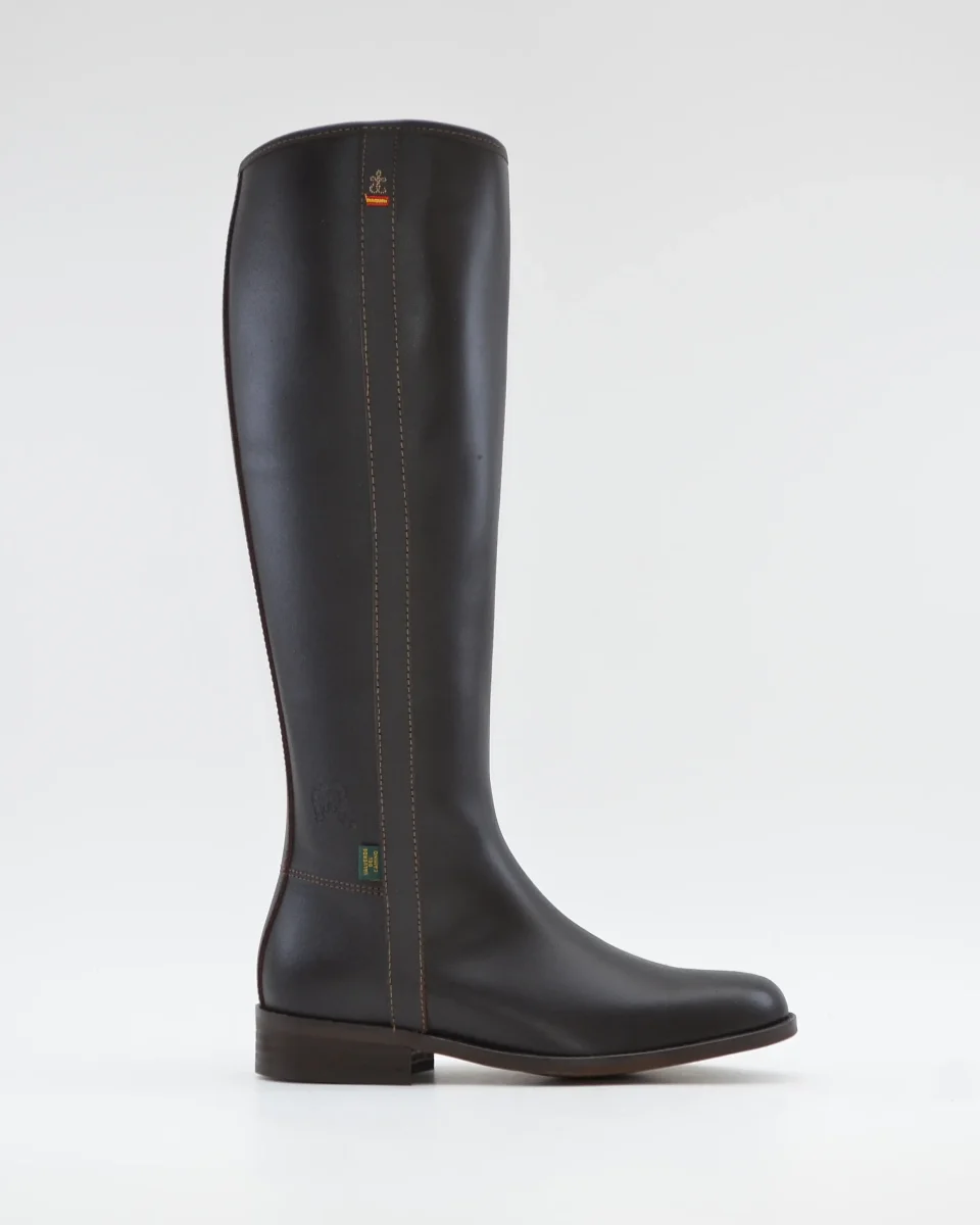 BOTA CAMPERA DE MUJER DAKOTA MARRON CHOCOLATE