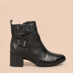 Botines en cuero color negro con correas 105707