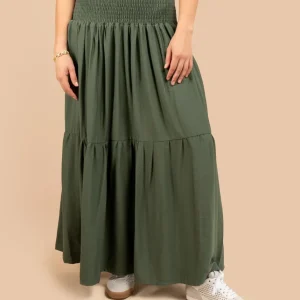 Falda color verde con resorte en cintura 106311