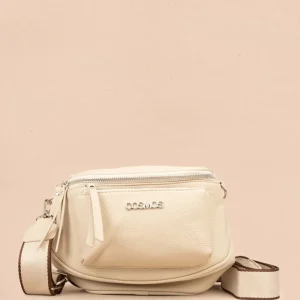 Riñonera color beige con bolsillo frontal y correa ajustable 106804