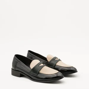MOCASIN PLANO CHAROL NEGRO AD.VERDE BEIG CF3360