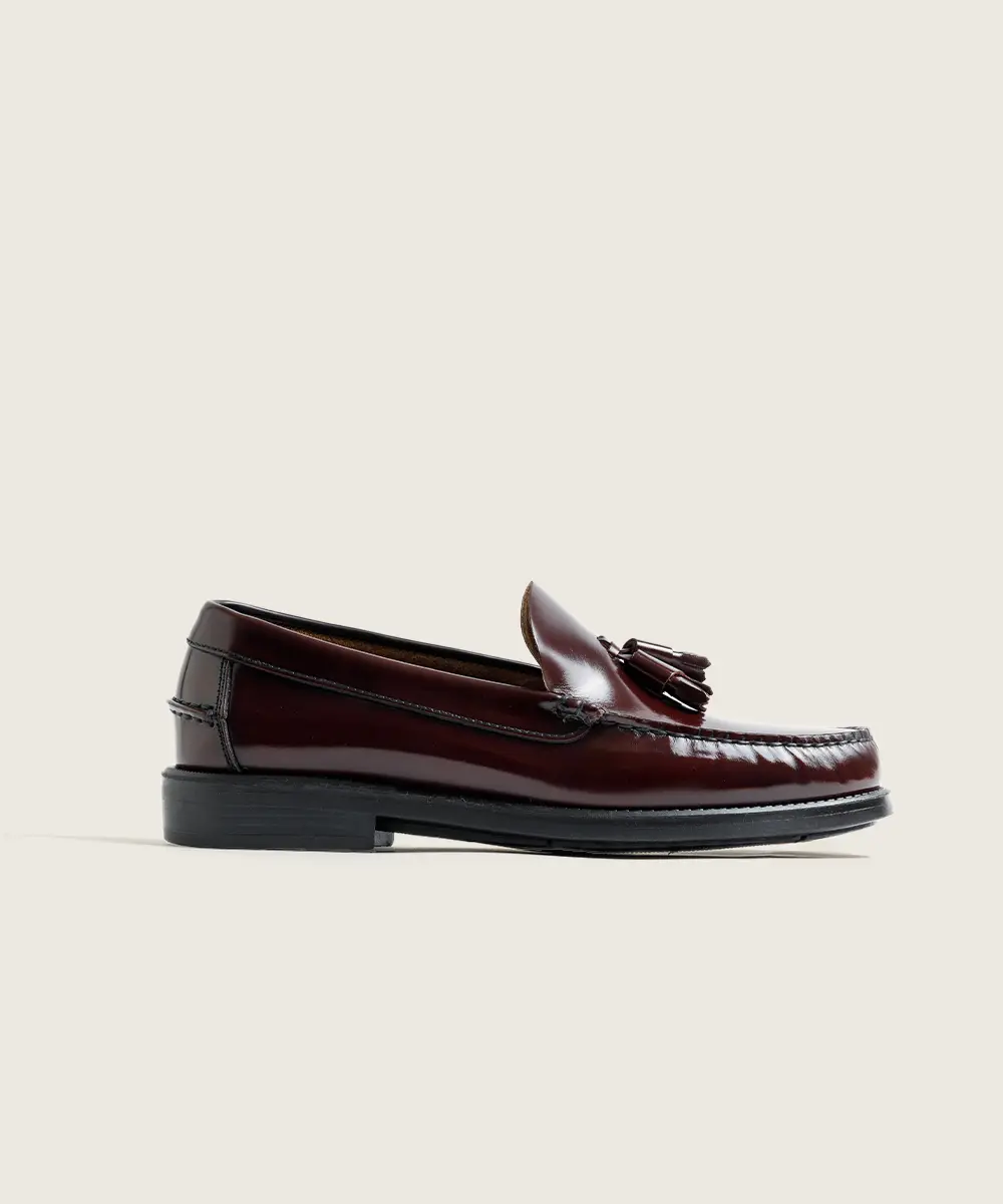 ZAPATO MOCASIN HOMBRE COSIDO A MANO BURDEOS BORLAS 101 PISO DE GOMA