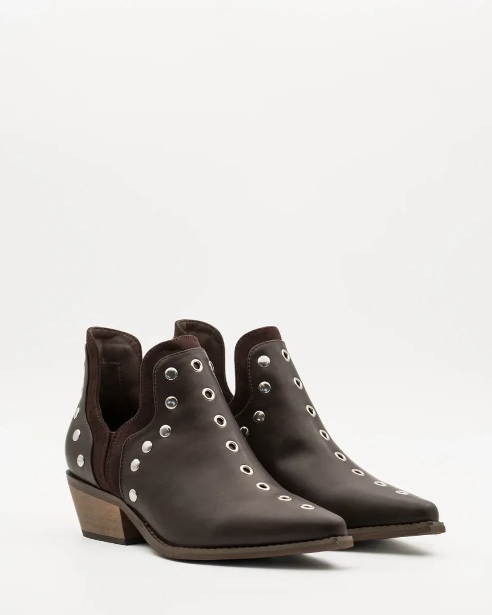 BOTIN TACHUELAS MARRON CHOCOLATE A5514