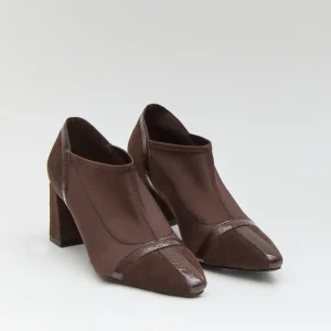 ZAPATOS ABOTINADOS TACON LICRA MARRON A5427