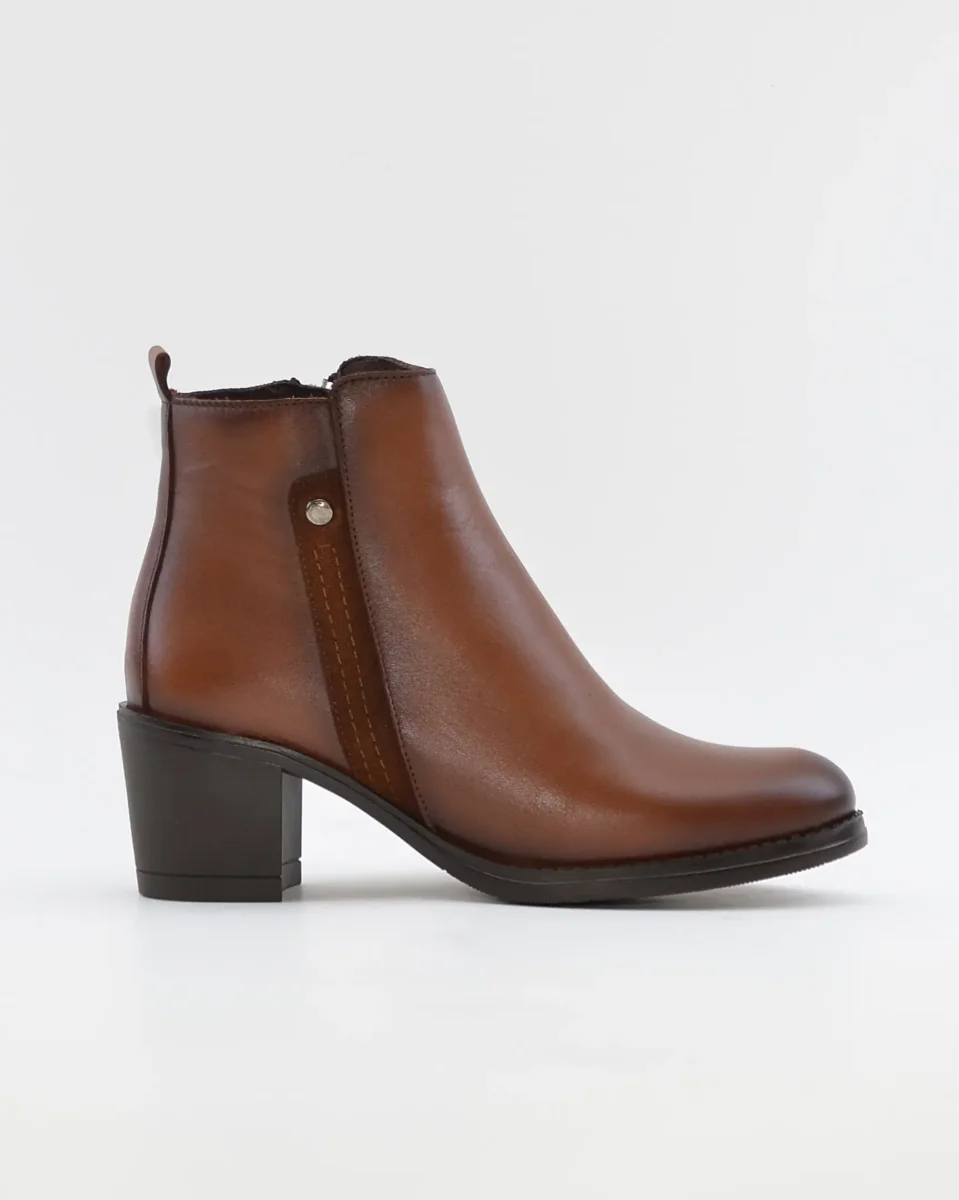 BOTIN MUJER TACON CUADRADO KAOLA COLOR CUERO 8819