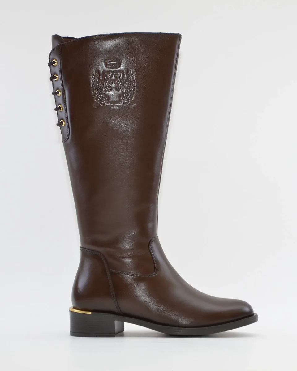 BOTA PLANA MUJER COLOR MARRÓN CON APERTURA AJUSTABLE EN EL GEMELO CARMELA 164010